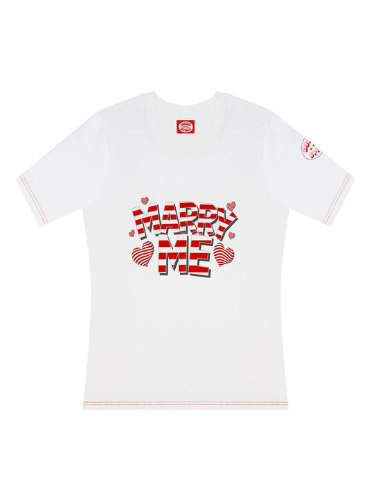 Tailliertes T-Shirt "Marry Me"